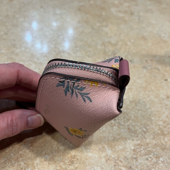 🌸Coach Pink Coin Purse🌸 - Picture 7 of 7